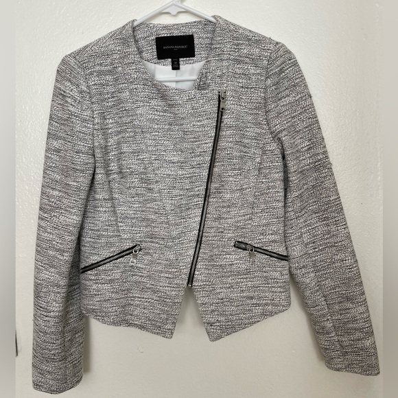 Chic Banana Republic Blazer Size 2 Petite. NWT. - Picture 2 of 7